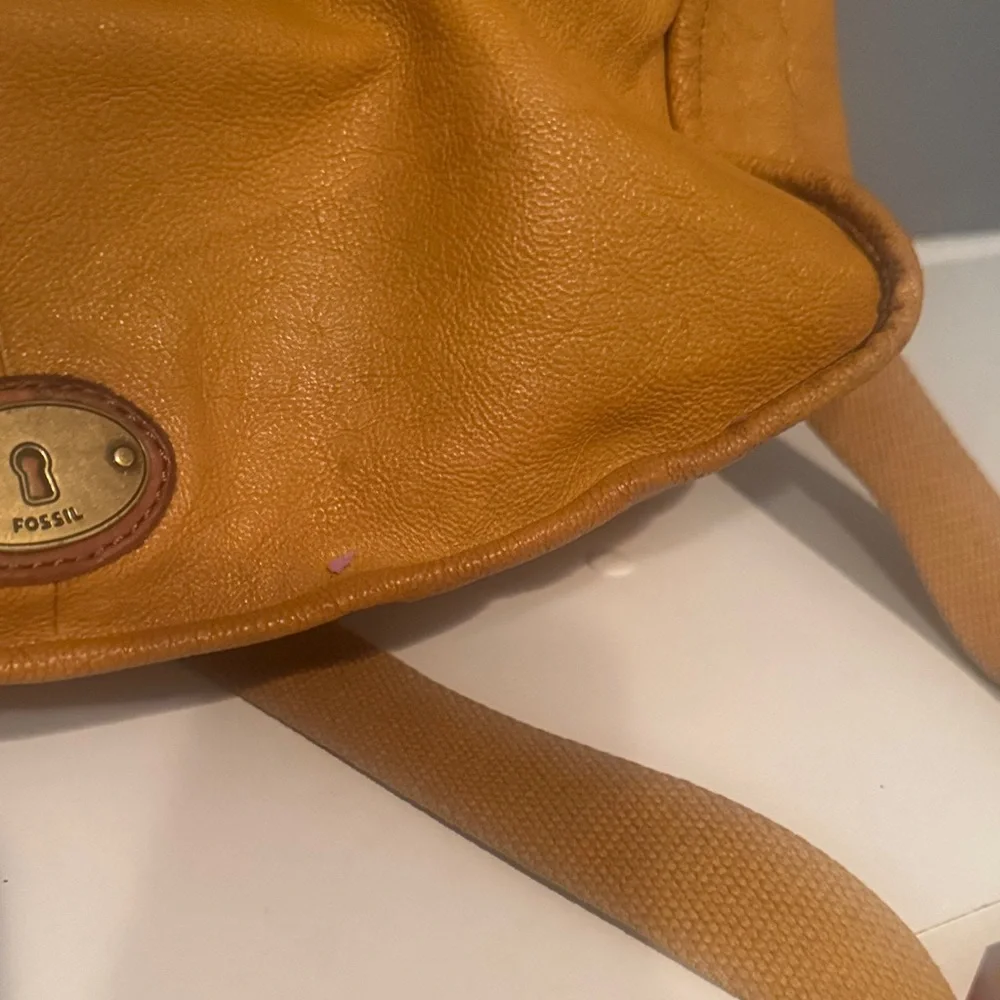 Fossil Yellow Leather Messenger/ Satchel with Brown Trim